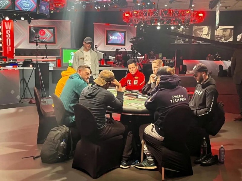 【牌手扑克】WSOP见证中国实力，带着中国心TONY越战越勇！微型狂欢赛1刀通往梦想之路