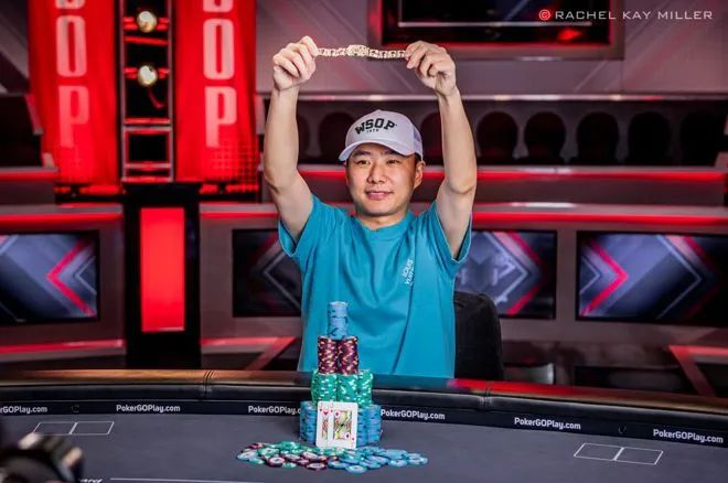 【牌手扑克】2023 WSOP Day 19：中国选手李远夺冠；Jason Koon退赛；Phil Ivey豪客赛泡沫